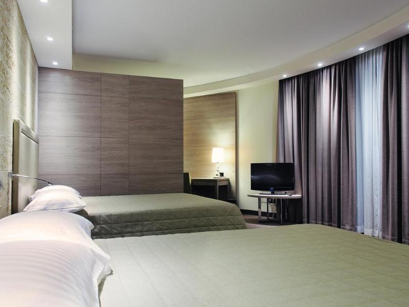 Tenuta Contessa Farm & Cosenza 3*