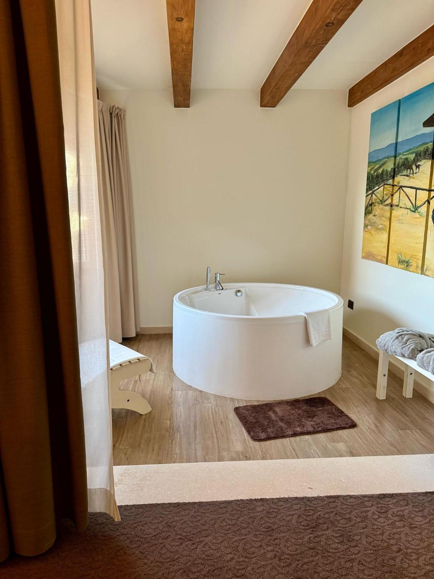 Tenuta Contessa Farm & Cosenza